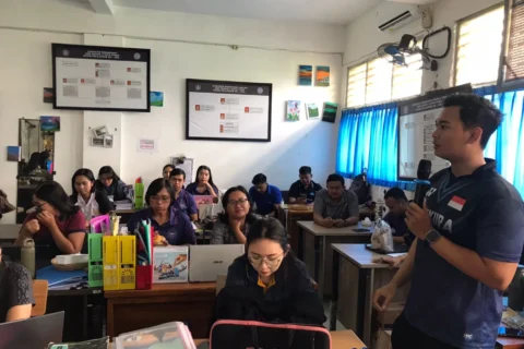 Kombel BERSERI Trikura Canva AI