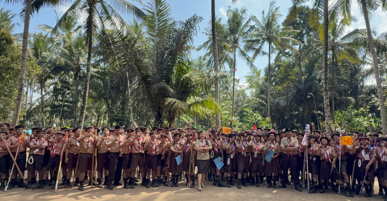 DESAIN UKURAN FOTO WEBSITE